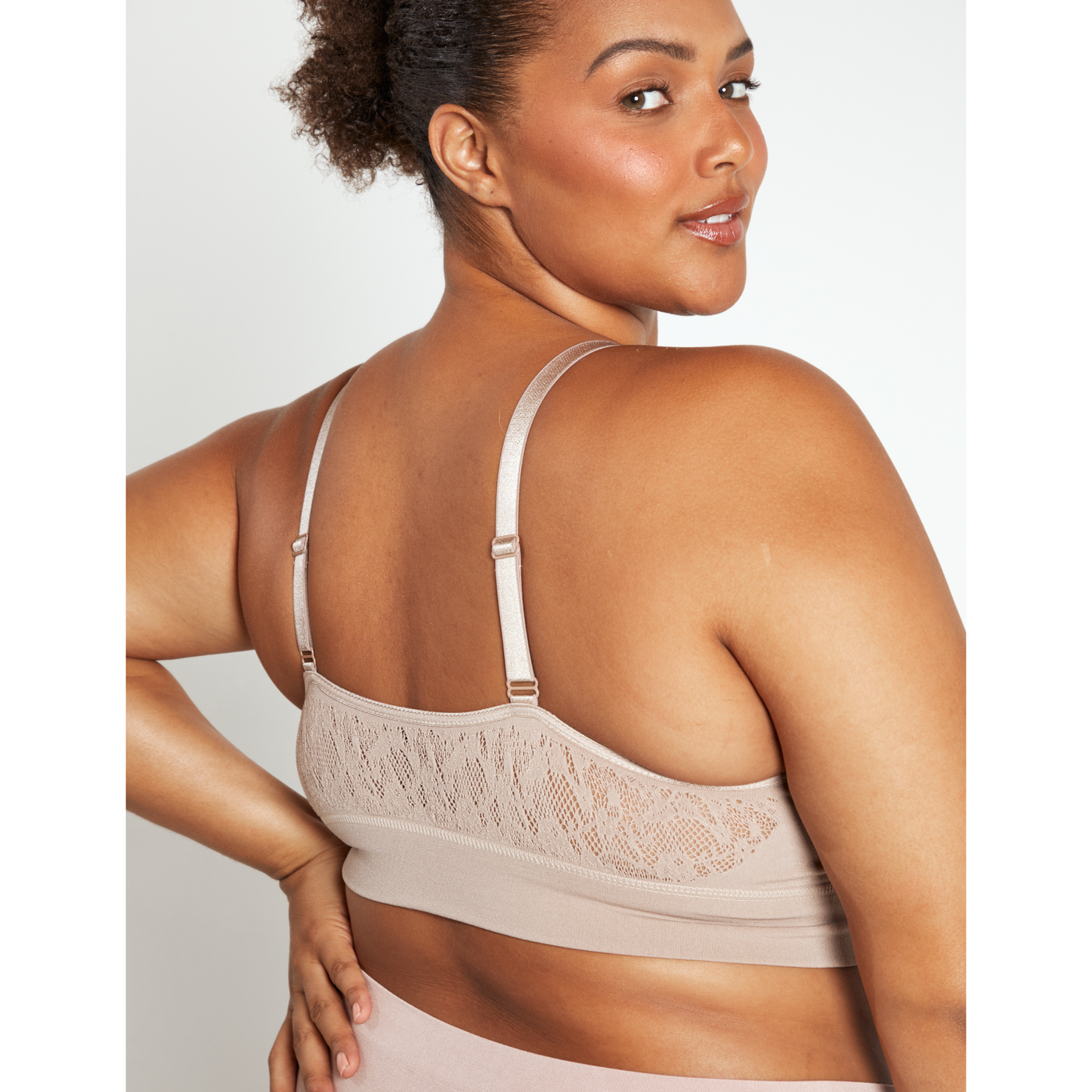 The Mid V Lined Wire-free Bra - Sand